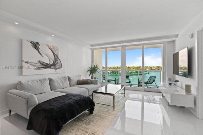 Building Photo - 6770 Indian Creek Dr