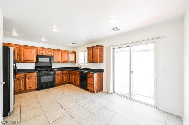 Building Photo - 9996 Alder Springs Ct