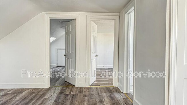 Building Photo - 3811 Chatham Cir