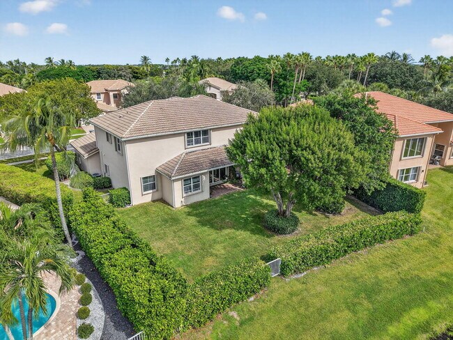 Building Photo - 9826 Vía Amati