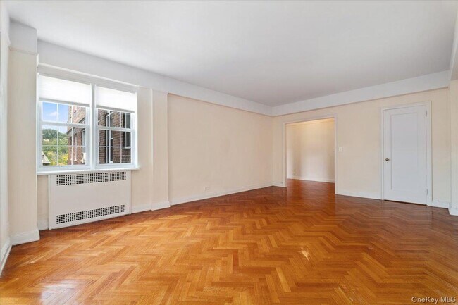 Building Photo - 45 Popham Rd