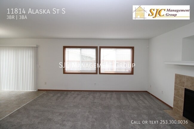 Building Photo - 11814 Alaska St S