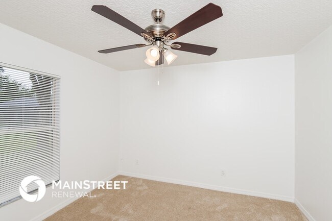 Building Photo - 5690 Cinnamon Fern Blvd