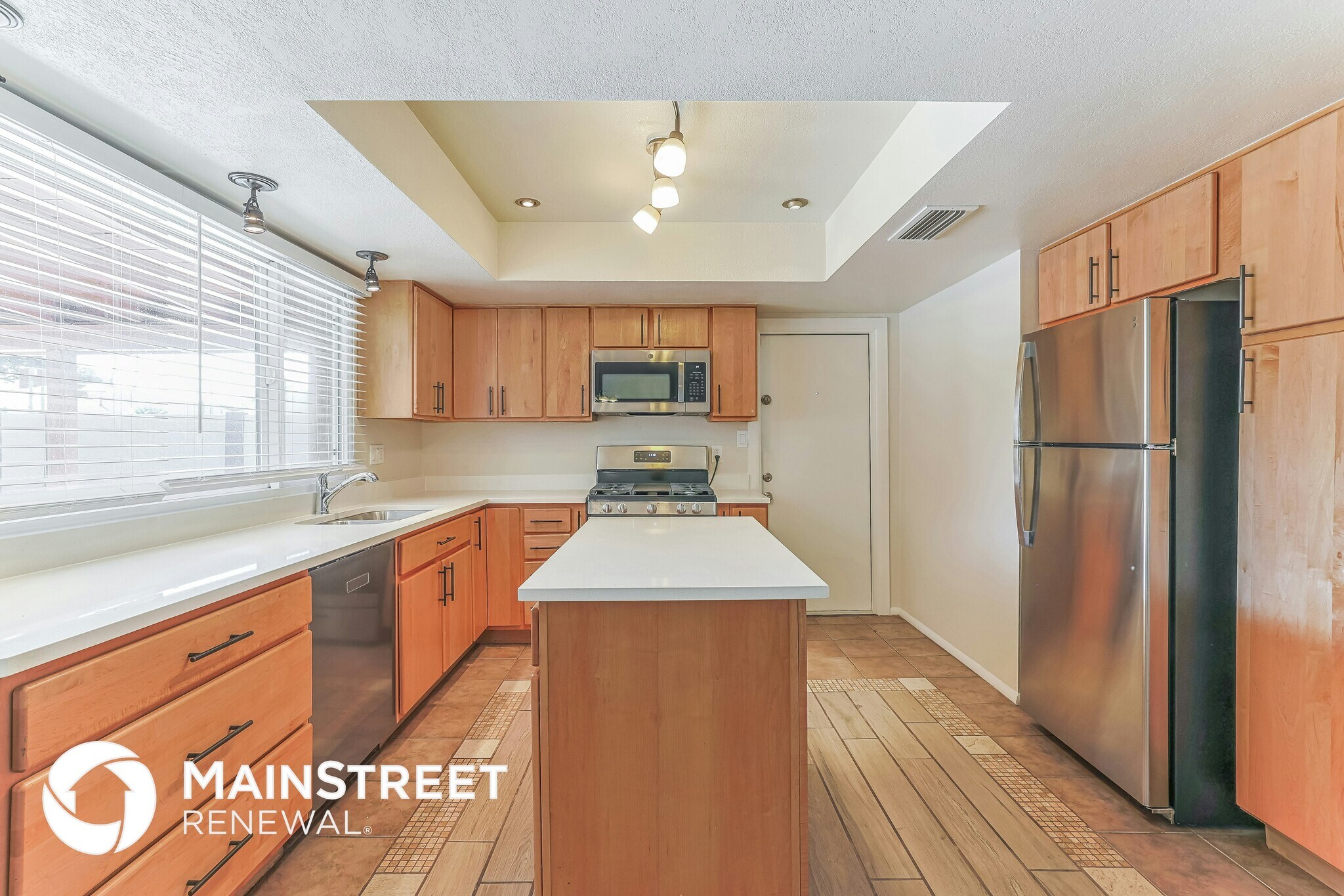 Building Photo - 2515 E Del Rio Dr