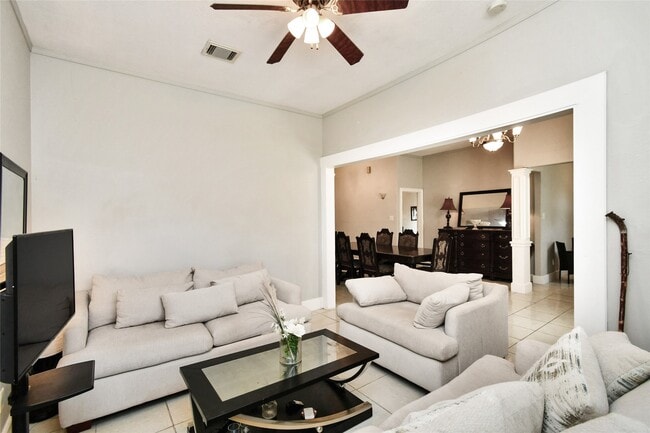 Building Photo - 4819 Sherri Ln