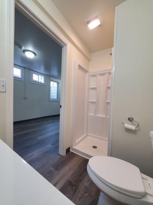 Building Photo - bedroom in Billings MT 59102