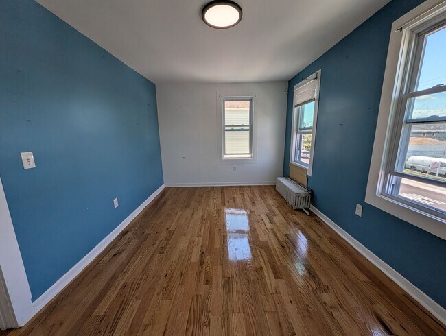 Building Photo - 45 2nd Ave