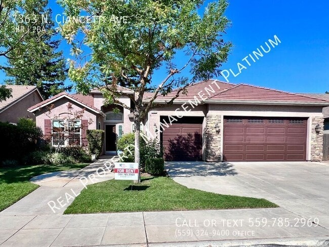 Primary Photo - 7363 N Ciancetti Ave