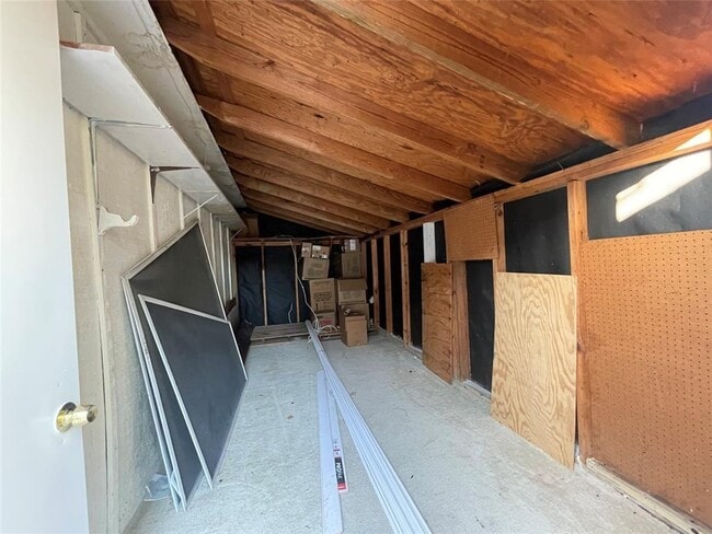 Building Photo - 10503 Cook Rd