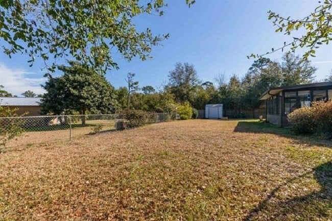 Building Photo - 901 Mariana Pl