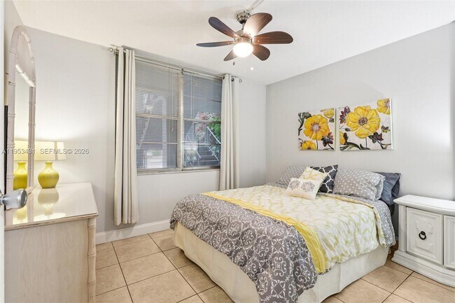 Building Photo - 2900 NW 48th Terrace