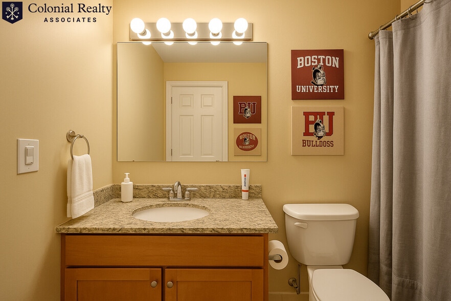 Building Photo - 326 St Paul St