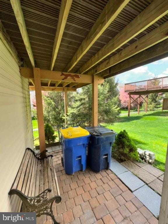 Building Photo - 202 Fox Trail