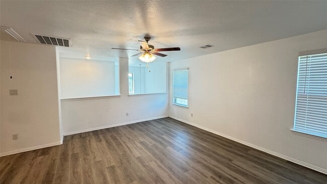 Building Photo - 8111 Royal Palm Ct