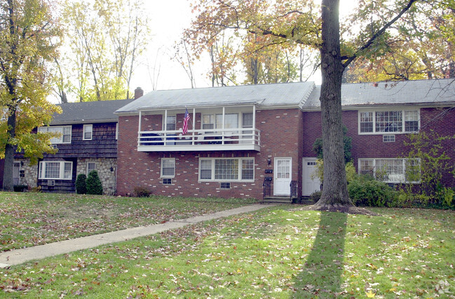 Primary Photo - Westgate Apartments