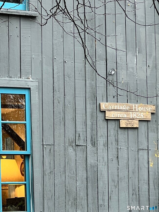 Building Photo - 21 Old Mill Rd