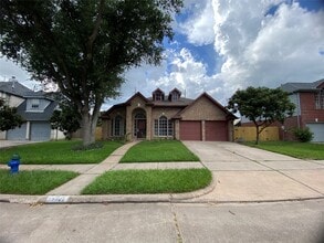 Building Photo - 15922 Williwaw Dr