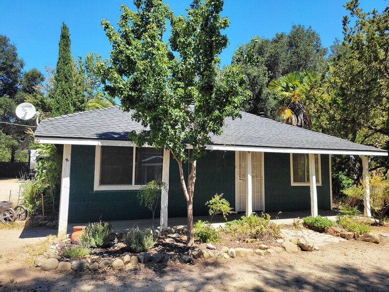 Building Photo - 5455 Bolsa Rd