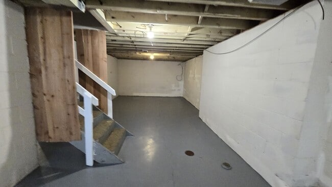 Building Photo - 3109 Beecher Rd