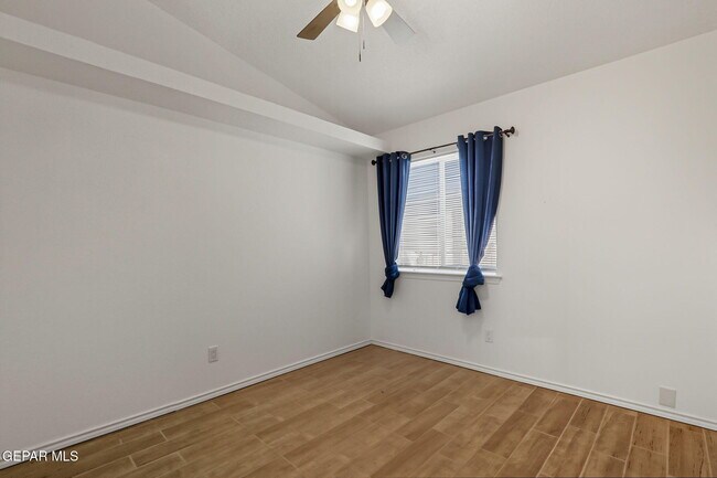 Building Photo - 11853 Auburn Sands Dr
