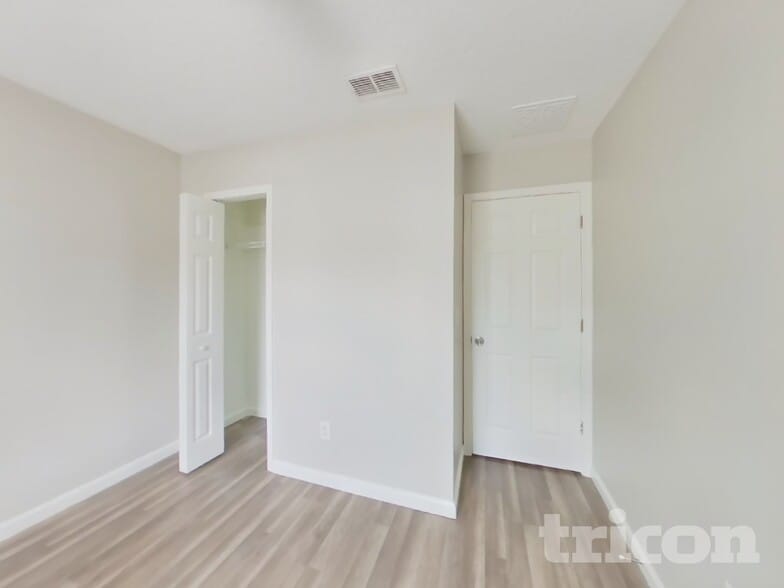 Building Photo - 13 Slocum Path