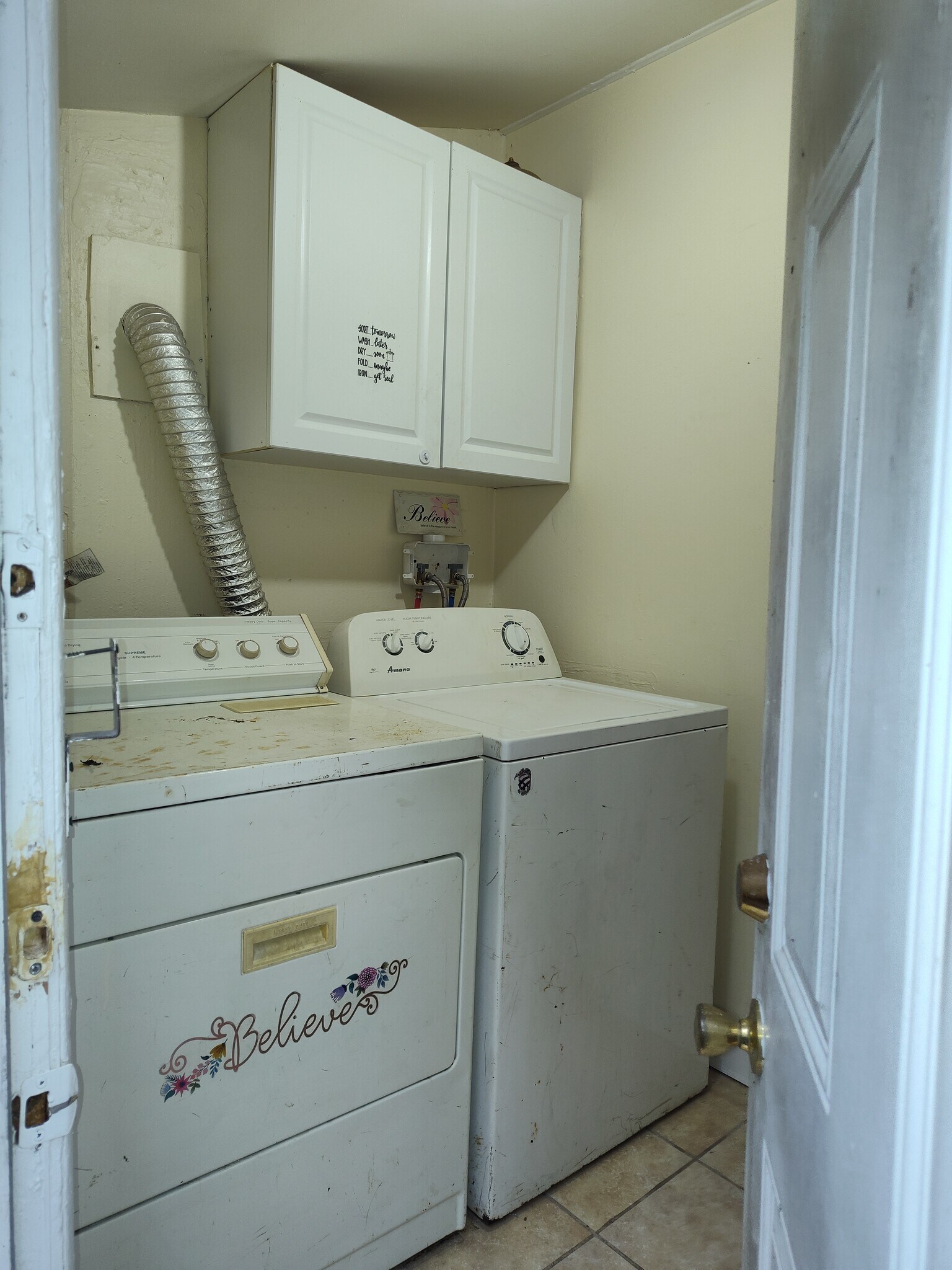 Building Photo - 4320 N Darien St