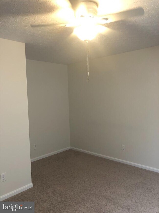 Building Photo - 2908 Sorrell Ct
