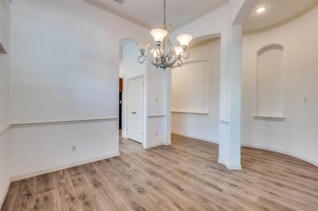 Building Photo - 2520 Saddlehorn Dr