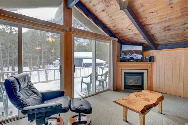 Building Photo - 56 Merrimeeting Rd