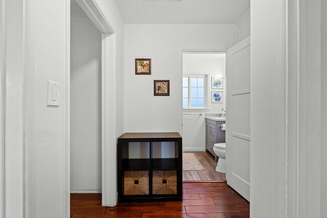 Building Photo - 1751 Belmont Ave