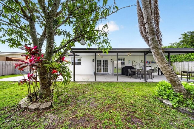 Building Photo - 10741 SW 153rd St