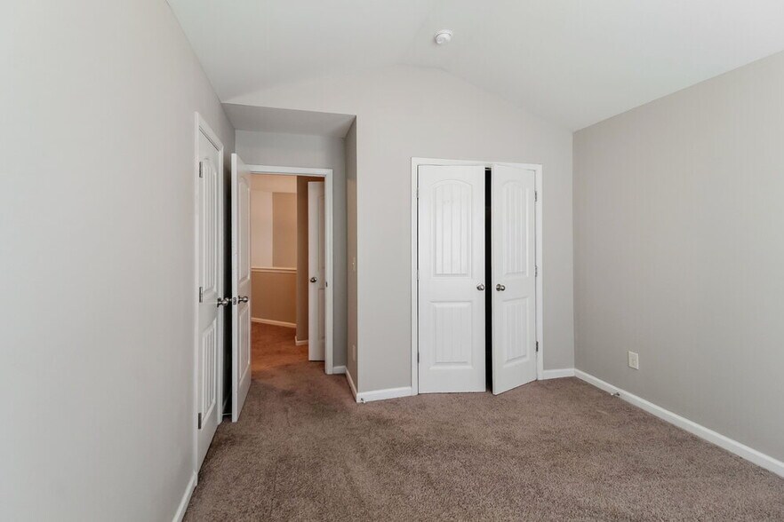 Building Photo - 2087 Juniper Ives Ct SE