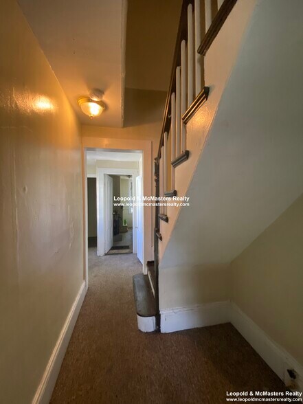 Building Photo - 24 Greylock Rd