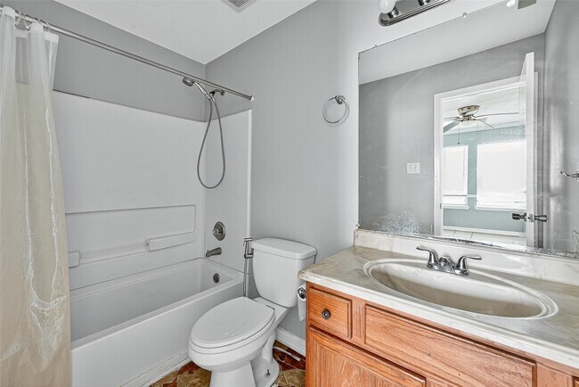 Building Photo - 20721 Patriot Park Ln