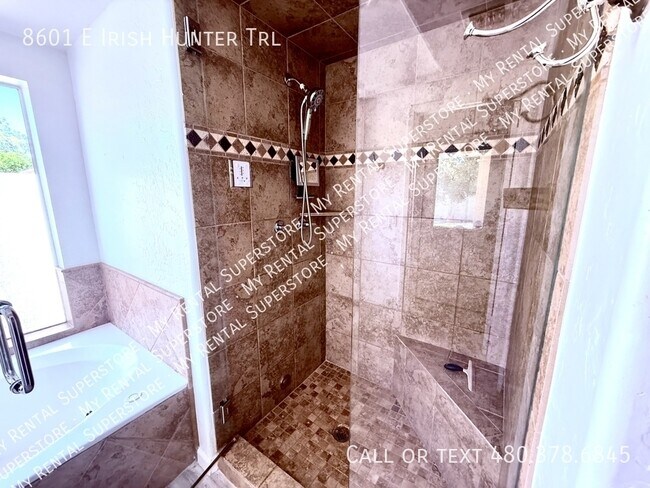 Building Photo - 8601 E Irish Hunter Trail