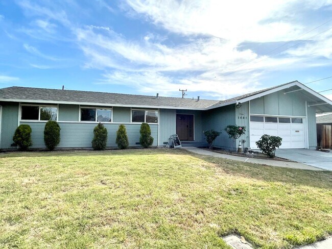 Building Photo - 1481 Lemos Ln