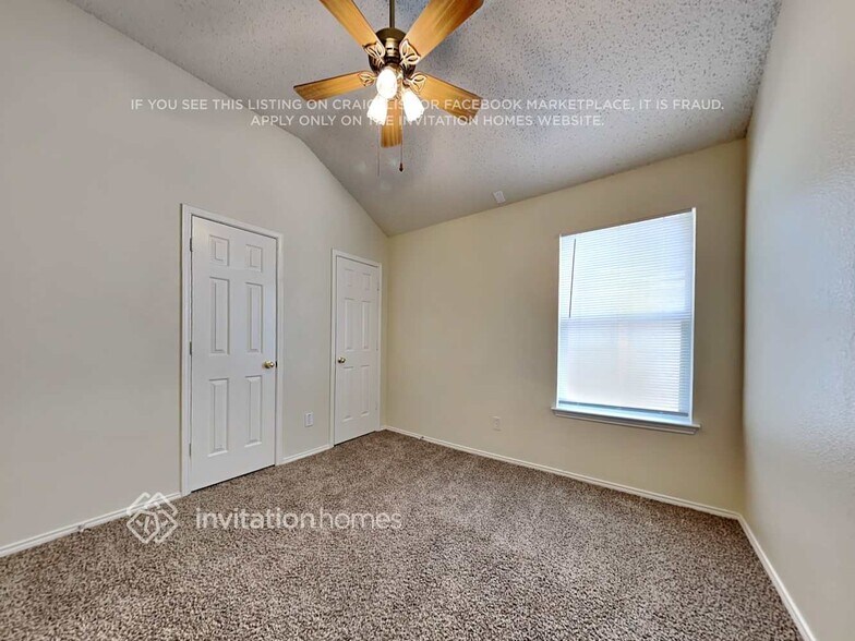 Building Photo - 4904 Palm Ridge Dr