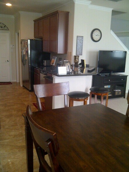 Building Photo - 24654 Folkstone Cir