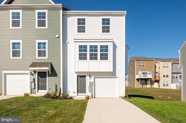 Building Photo - 115 Tuxford Rd