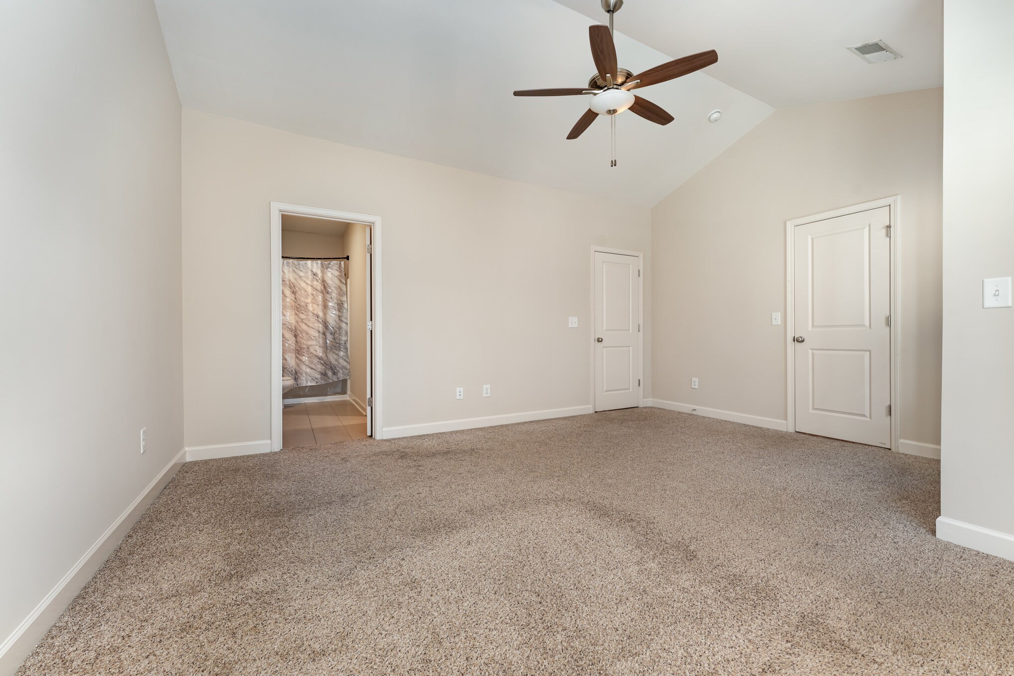 Building Photo - 1915 Fleming Rd