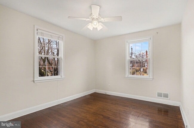 Building Photo - 1546 Putty Hill Ave