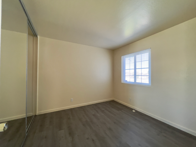 Building Photo - Renovated American Canyon Home Near School...