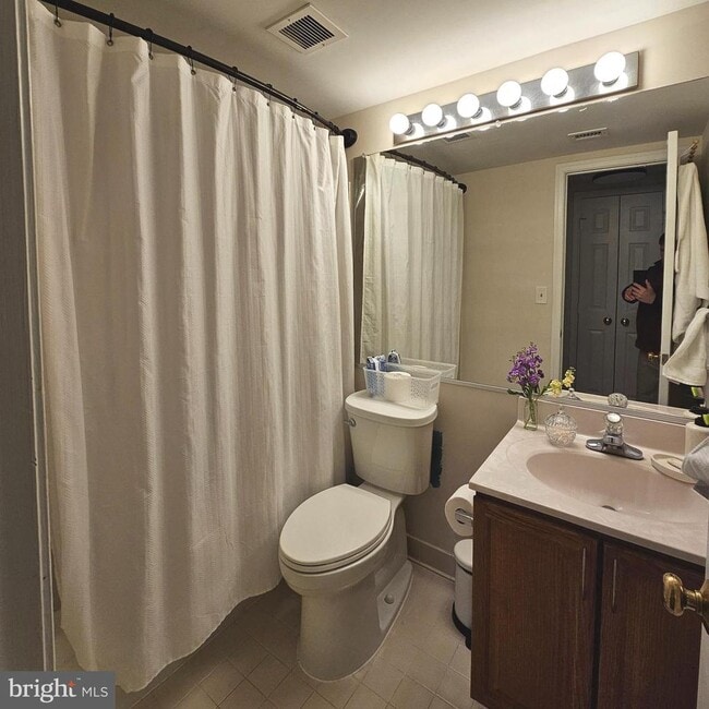 Building Photo - 505 E Braddock Rd