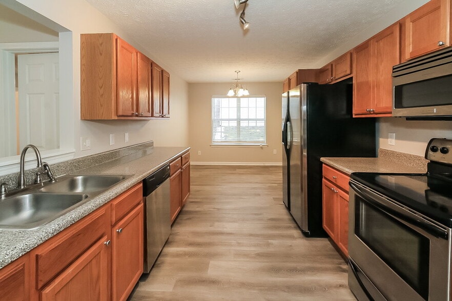 Building Photo - 11 Grier Ln