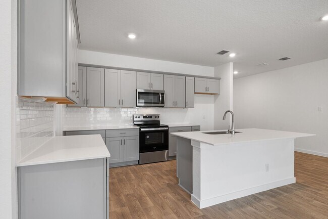 Building Photo - Luxurious 4 BR / 2 BA with THREE-CAR GARAGE - 2314 SF - Harmony Hills, Fredericksburg!