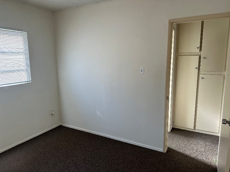 Building Photo - 11914 Downey Ave