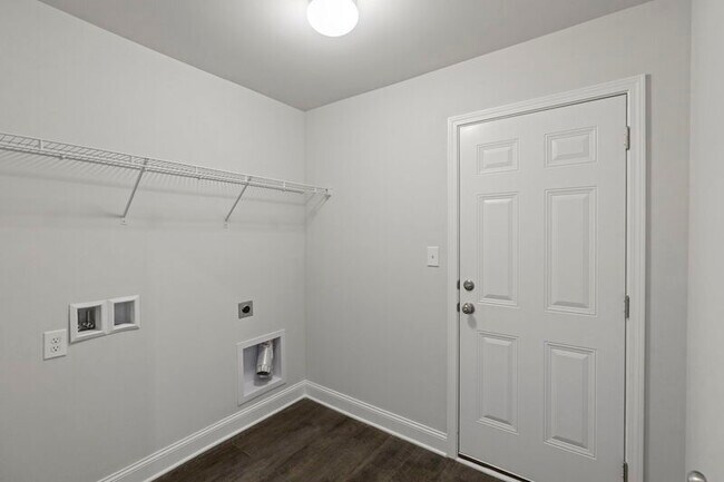 Building Photo - 9102 Eagle Trce Dr SE