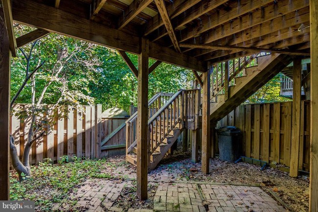 Building Photo - 7608 Southern Oak Dr