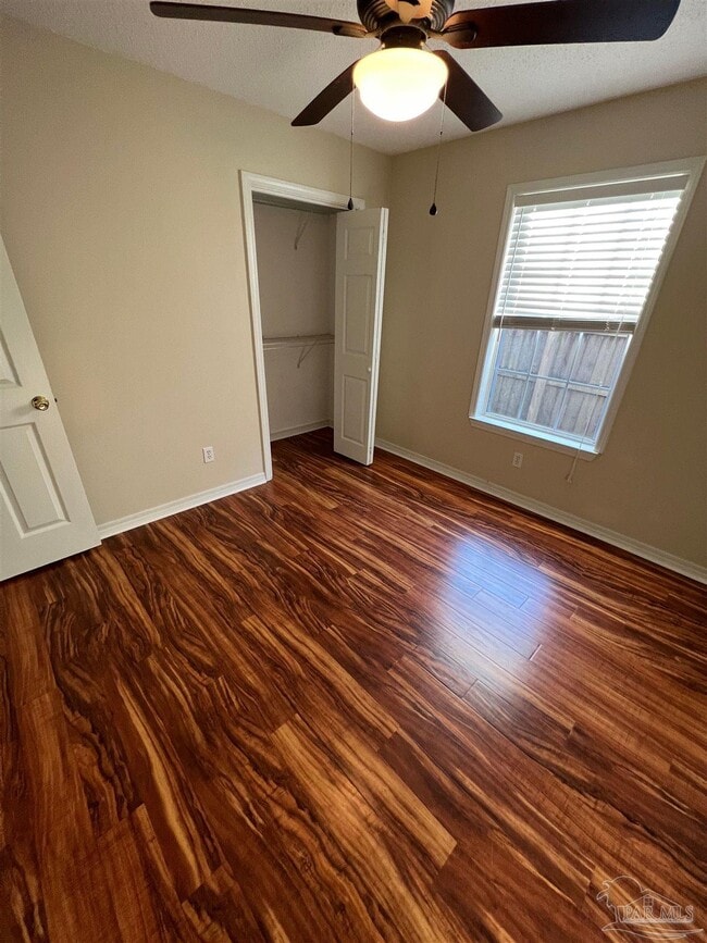 Building Photo - 1665 E Hatton St