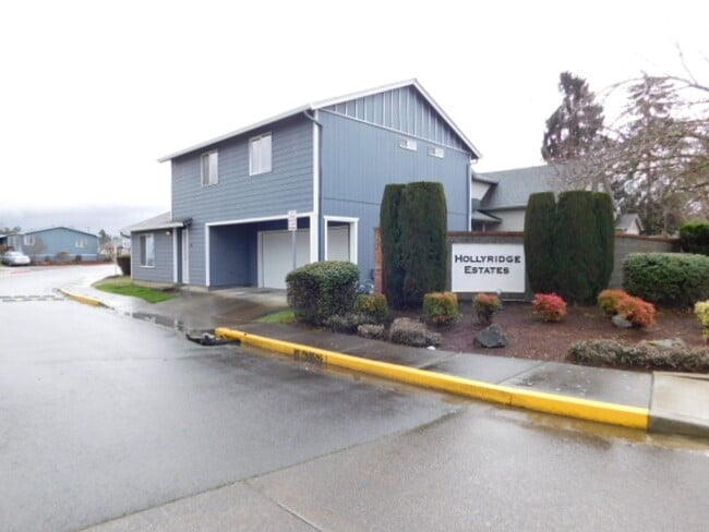 Building Photo - 3Bd/2.5Ba Two Story House - Available Soon!